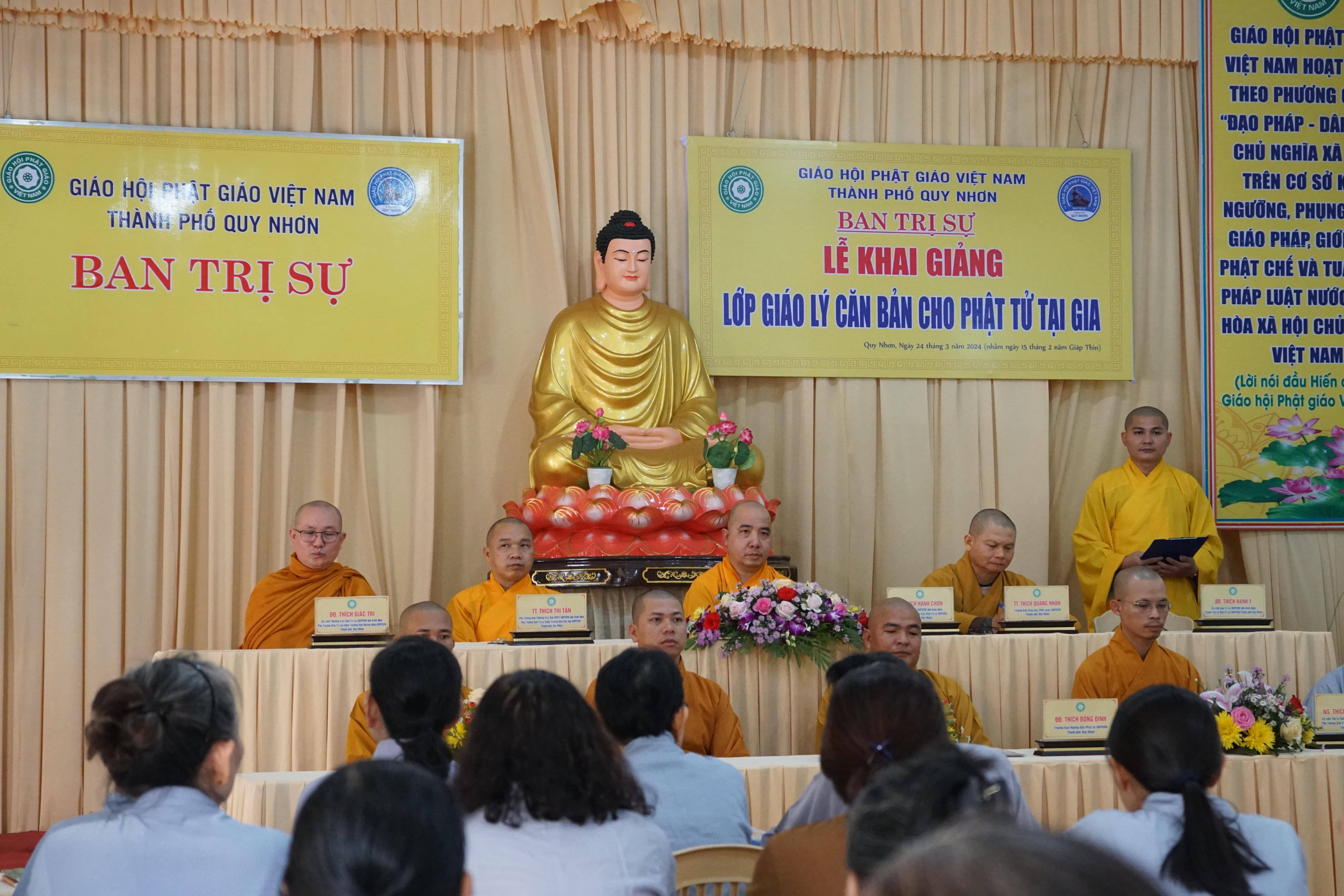 Ban Trị sự Phật giáo Quy Nhơn khai giảng lớp giáo lý căn bản cho Phật tử tại gia